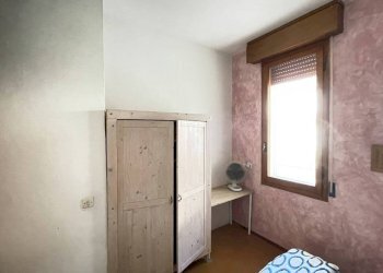 Camera da letto - Villa a Schiera piazza Torino, Ravenna (zona Porto Corsini) - foto 20