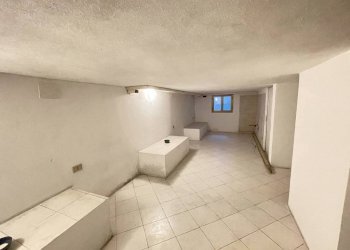 Cantina - Villa a Schiera piazza Torino, Ravenna (zona Porto Corsini) - foto 35