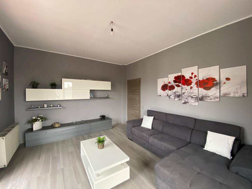 Salone - Quadrilocale via Giuseppe Zanchetta, Castelnuovo Scrivia - foto 3