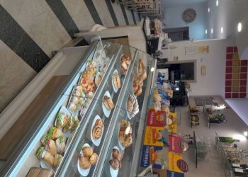 Interno non residenziale - Cafeteria - Cold Bar Torino (neighborhood Centro) - photo 3