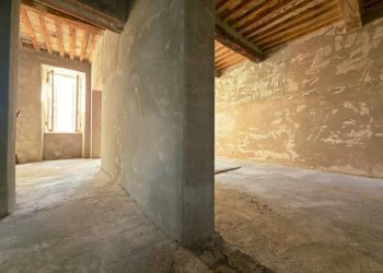 Stanza non arredata - Independent house strada Benedetto Cairoli, SN, Parma - photo 16