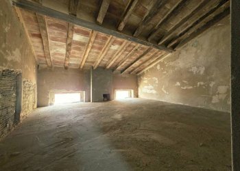 Stanza non arredata - Independent house strada Benedetto Cairoli, SN, Parma - photo 40