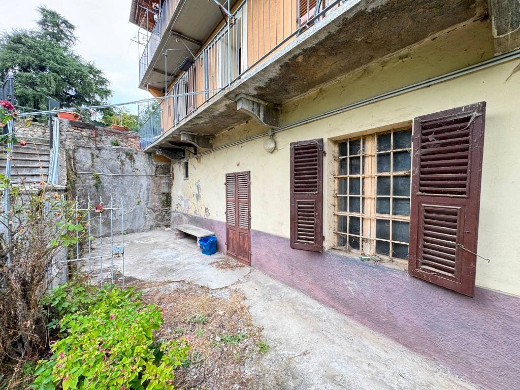 Cortile interno - Quadrilocale Cuneo (zona Donatello) - foto 1