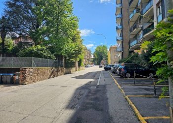 Zona - Box via Lazio, 30, Varese - foto 1