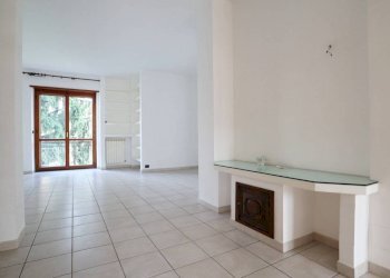 Salone - Appartamento corso Palmiro Togliatti, 12, Collegno - foto 2