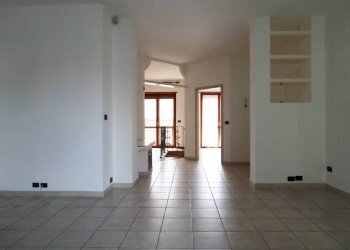 Salone - Appartamento corso Palmiro Togliatti, 12, Collegno - foto 14