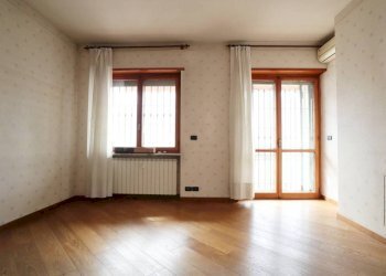 Camera da letto - Appartamento corso Palmiro Togliatti, 12, Collegno - foto 45