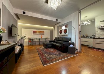 Salone - Four-room apartment via San Michele, 8, Savona (neighborhood Oltreletimbro) - photo 7