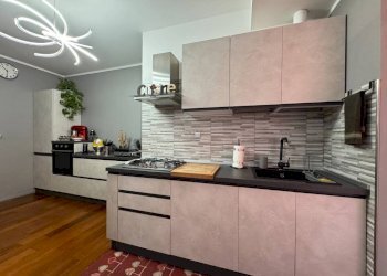 Cucina - Four-room apartment via San Michele, 8, Savona (neighborhood Oltreletimbro) - photo 11