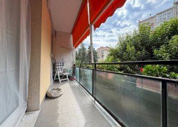 Balcone - Four-room apartment via San Michele, 8, Savona (neighborhood Oltreletimbro) - photo 14