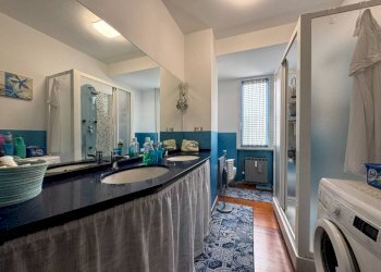 Bagno - Four-room apartment via San Michele, 8, Savona (neighborhood Oltreletimbro) - photo 24