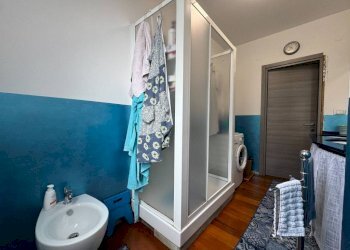 Bagno - Four-room apartment via San Michele, 8, Savona (neighborhood Oltreletimbro) - photo 25