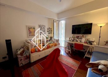 Camera da letto - Three-room apartment via Unità d'Italia, 19, Arenzano - photo 4