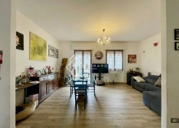Salone - Quadrilocale via Fratelli Francia, 2, Cairo Montenotte - foto 5