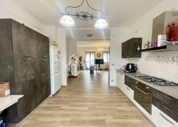 Cucina - Quadrilocale via Fratelli Francia, 2, Cairo Montenotte - foto 9