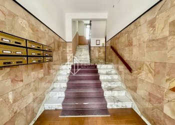 Interno palazzo - Quadrilocale via Fratelli Francia, 2, Cairo Montenotte - foto 36