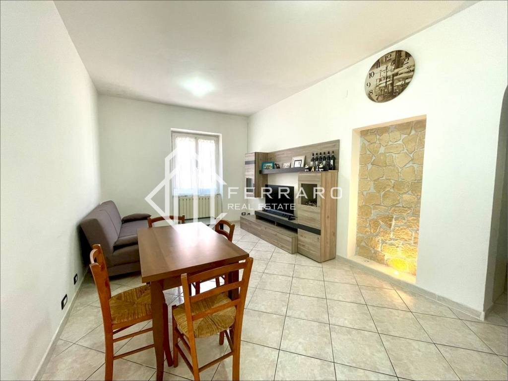 Salone - Trilocale corso Guglielmo Marconi, Cairo Montenotte - foto 3