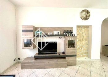 Salone - Trilocale corso Guglielmo Marconi, Cairo Montenotte - foto 4