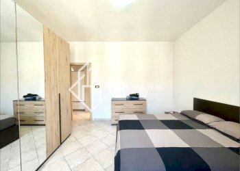 Camera da letto - Trilocale corso Guglielmo Marconi, Cairo Montenotte - foto 14