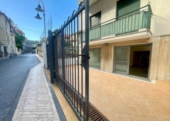 Zona - One-room apartment via Monastero, Noli - photo 2