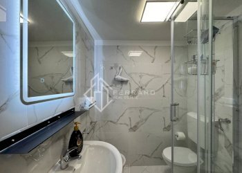 Bagno - Bilocale vico Gallicò, Savona (zona Centro storico) - foto 12