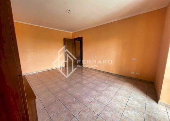 Camera da letto - Quadrilocale via Umberto Sciutto, Cairo Montenotte - foto 14