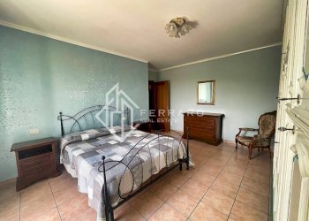 Camera da letto - Quadrilocale via Umberto Sciutto, Cairo Montenotte - foto 15