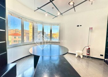 Ufficio - Appartamento via Vincenzo e Tommaso Garassino, 2, Savona (zona Centro storico) - foto 22