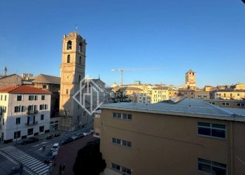 Vista - Appartamento via Vincenzo e Tommaso Garassino, 2, Savona (zona Centro storico) - foto 26