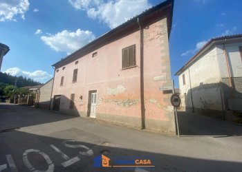 Casa indipendente Incisa Scapaccino - foto 9