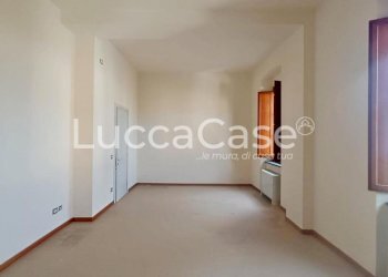 Office Lucca (neighborhood Arancio) - photo 5