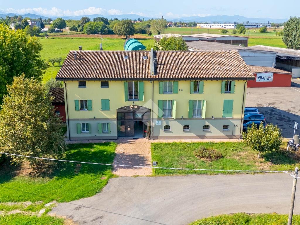 Villa Str. della Fornace, Cavriago - photo 1