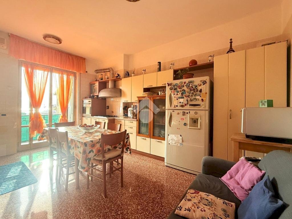 Quadrilocale Via L. Calda, Genova (zona Borzoli) - foto 2