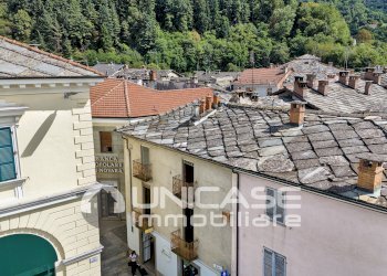 Facciata - Appartamento piazza Garibaldi, Barge - foto 7