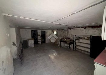 Portion of a house Via Aristide Venturini, Forlì - photo 13