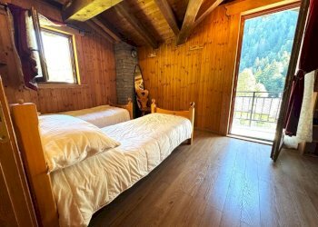 Casa semi indipendente Località Chesod, 1, Antey-Saint-Andrè - foto 14