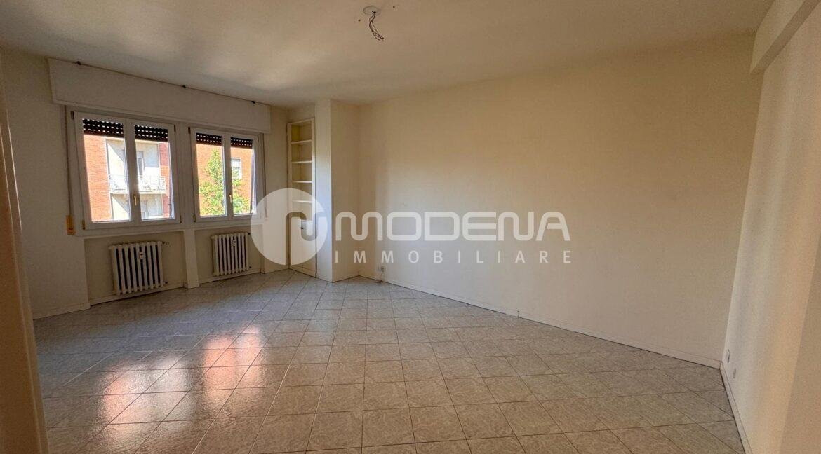 Bilocale Modena (zona Circoscrizione 1) - foto 1