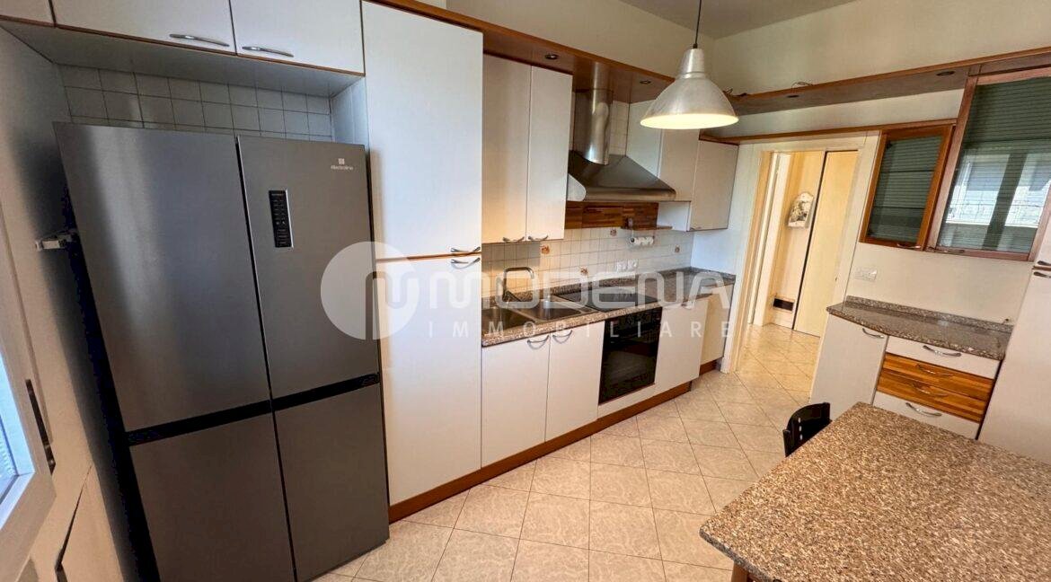 Bilocale Modena (zona Circoscrizione 1) - foto 3