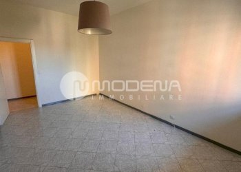 Bilocale Modena (zona Circoscrizione 1) - foto 4