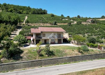 Independent house Località Altavilla, Alba - photo 2