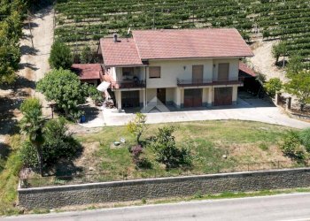 Independent house Località Altavilla, Alba - photo 15