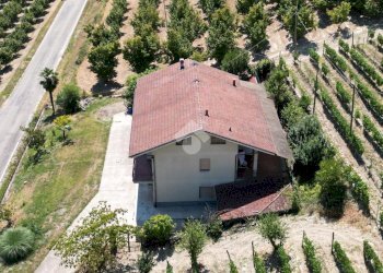 Independent house Località Altavilla, Alba - photo 17