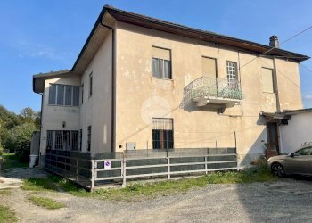 Four-room apartment Via Maritano Lino, Avigliana - photo 1