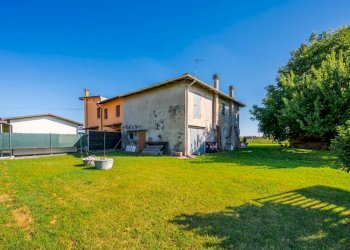 Semi-detached Villa San Pietro in Casale - photo 13