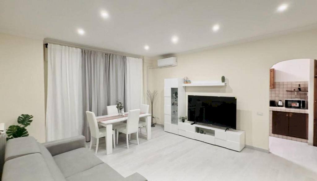 Foto 1 - Three-room apartment via dell'appagliatore
 
50, Roma - photo 1