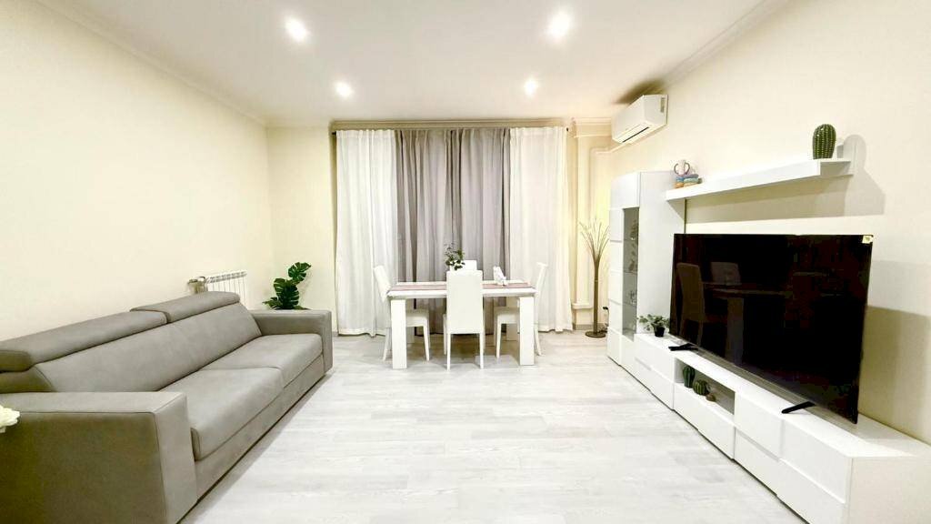 Foto 2 - Three-room apartment via dell'appagliatore
 
50, Roma - photo 2