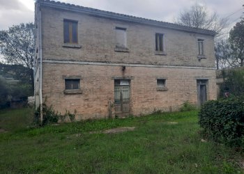 Foto 1 - Rustico via Abbadia
 
snc, Monterubbiano - foto 1