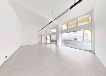 Foto 3 - Commercial Premises corso bernacchi, Tradate - photo 3