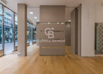 Foto 13 - Negozio Viale Ceccarini
 
57, Riccione - foto 13