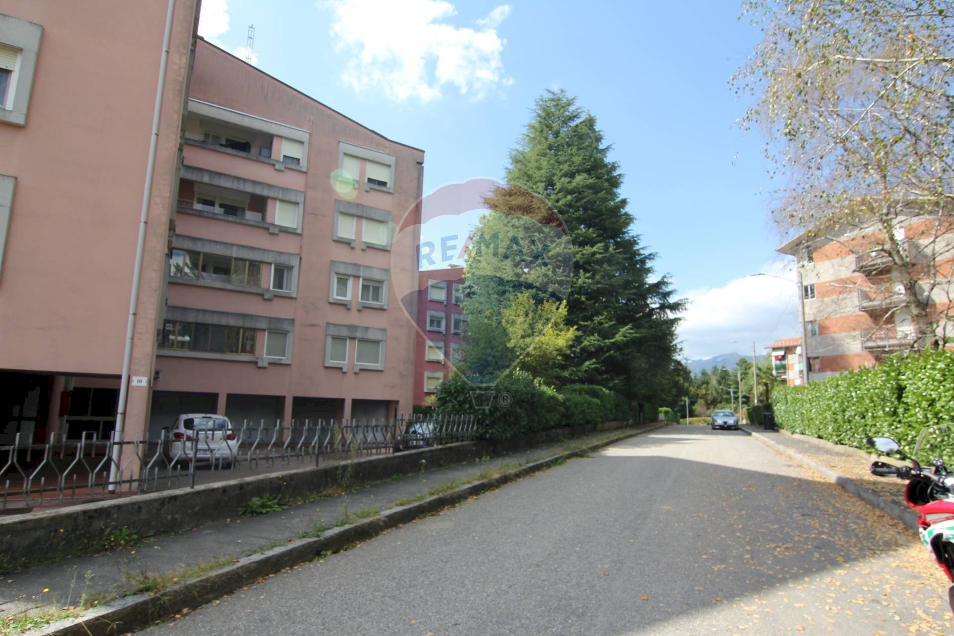 Edificio all\'aperto - Trilocale via presolana
 
10, Varese - foto 1